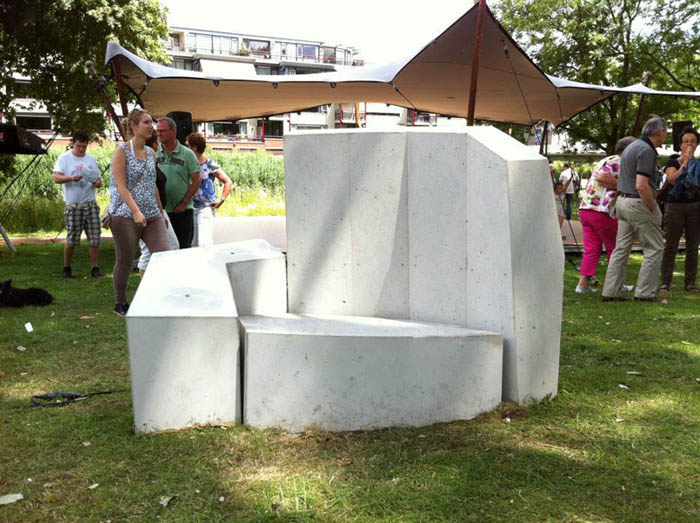 kunstwerk-betonnen-stoel-fabrique-magnifique-veghel-
